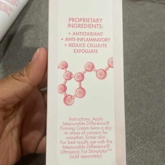 Measurable Difference Body Scrub Antioxidant Exfoilliate Anti-Inflammatory - Picture 4 of 8